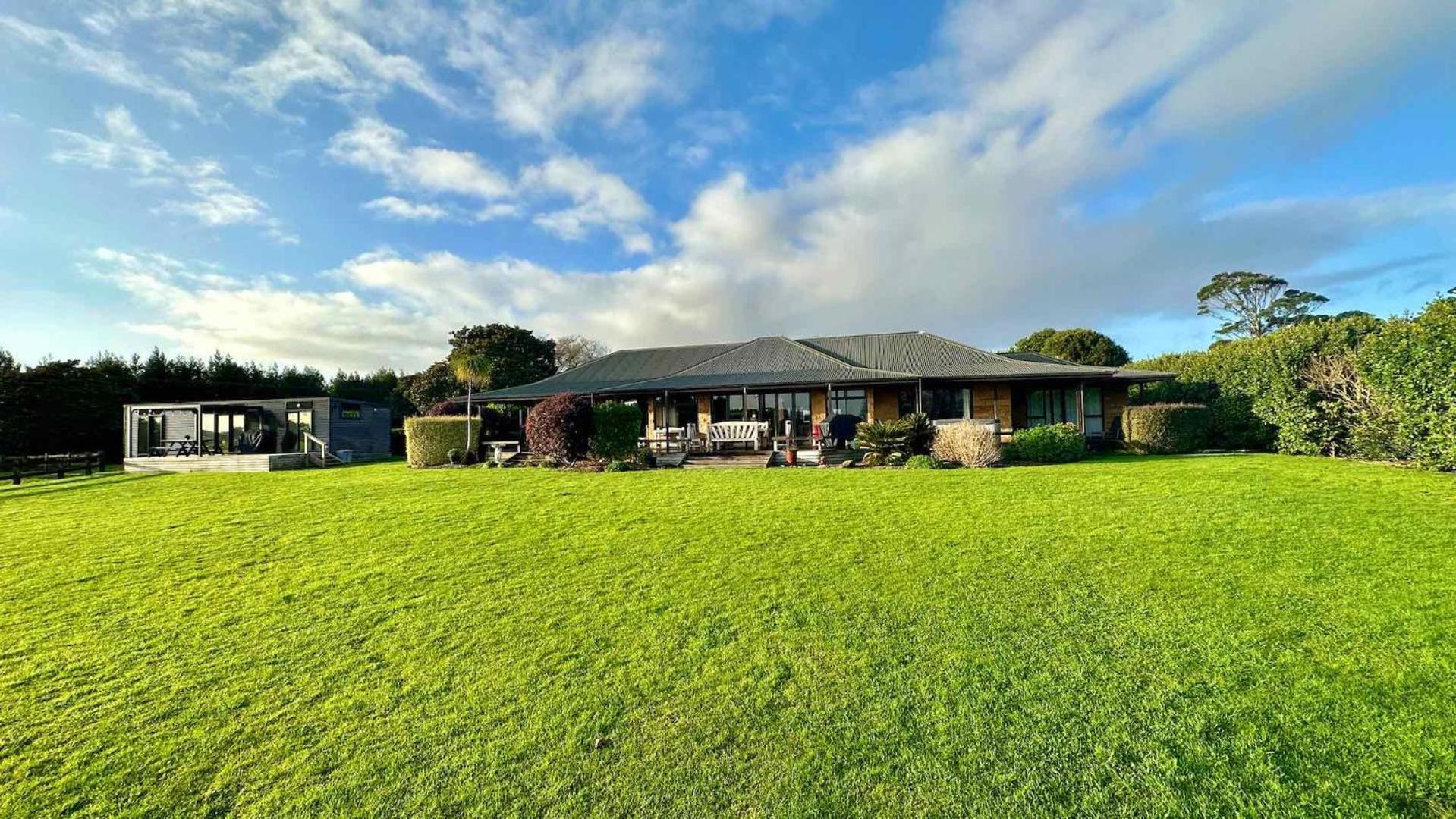 Heaven'S Rest B&B Pukekohe Exterior photo